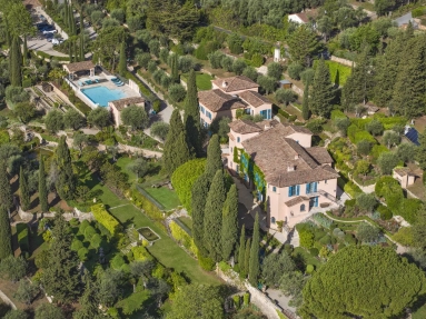 9 Bedroom(s) - 8 Bathroom(s) - 55,000m² land for sale in Alpes-Maritimes, Provence-Alpes-Côte-d'Azur, France - FrenchPropertyPortal.com Mougins, Valbonne, Grasse Area for sale for 17,900,000€ in Alpes-Maritimes, Provence-Alpes-Côte-d'Azur