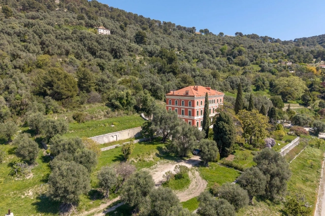 Nice Area for sale for 11,750,000&euro; in Alpes-Maritimes, Provence-Alpes-Côte-d'Azur