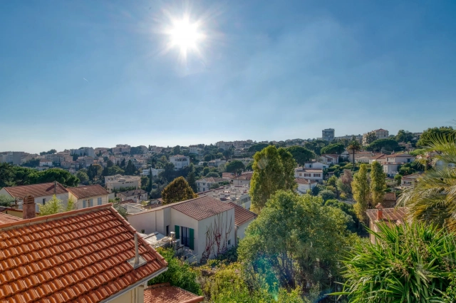 4 Bedroom(s) - 4 Bathroom(s) - 0 m² land for sale in Alpes-Maritimes, Provence-Alpes-Côte-d'Azur, France - FrenchPropertyPortal.com Cannes Area for sale for 1,750,000€ in Alpes-Maritimes, Provence-Alpes-Côte-d'Azur
