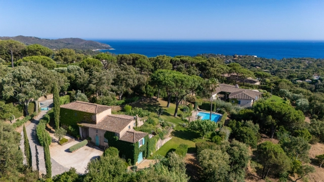 St. Tropez, Grimaud Area for sale for 4,500,000&euro; in Var, Provence-Alpes-Côte-d\'Azur