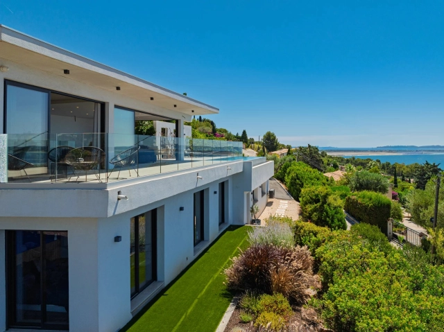 Provence Coast (Cassis to Cavalaire) for sale for 1,899,000&euro; in Var, Provence-Alpes-Côte-d\'Azur