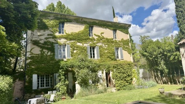 The Luberon / Vaucluse for sale for 995,000&euro; in Vaucluse, Provence-Alpes-Côte-d\'Azur