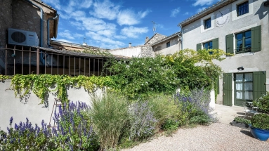 Alpilles (Saint Remy, Maussane, Arles) for sale for 559,000&euro; in Bouches-du-Rhône, Provence-Alpes-Côte-d'Azur