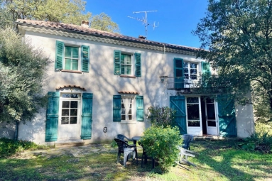 4 Bedroom(s) - 2 Bathroom(s) - 8,143m² land for sale in Var, Provence-Alpes-Côte-d\'Azur, France - FrenchPropertyPortal.com Var Countryside (Fayence, Lorgues, Cotignac) for sale for 1,995,000€ in Var, Provence-Alpes-Côte-d\'Azur