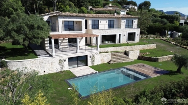 5 Bedroom(s) - 6 Bathroom(s) - 2,671m² land for sale in Alpes-Maritimes, Provence-Alpes-Côte-d'Azur, France - FrenchPropertyPortal.com Vence, St. Paul Area for sale for 4,875,000€ in Alpes-Maritimes, Provence-Alpes-Côte-d'Azur