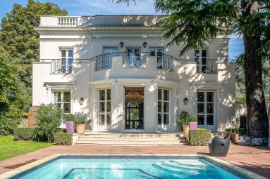 5 Bedroom(s) - 4 Bathroom(s) - 900m² land for sale in Paris, Ile-de-France, France - FrenchPropertyPortal.com Paris Suburbs for sale for 3,199,000€ in Paris, Ile-de-France