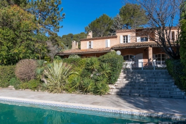 Aix en Provence Area for sale for 2,990,000&euro; in Bouches-du-Rhône, Provence-Alpes-Côte-d'Azur
