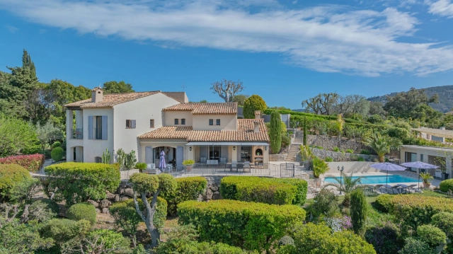 4 Bedroom(s) - 3 Bathroom(s) - 1,500m² land for sale in Alpes-Maritimes, Provence-Alpes-Côte-d'Azur, France - FrenchPropertyPortal.com Cannes Area for sale for 1,870,000€ in Alpes-Maritimes, Provence-Alpes-Côte-d'Azur
