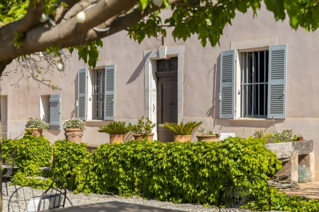 70,000m² land for sale in Var, Provence-Alpes-Côte-d\'Azur, France - FrenchPropertyPortal.com Provence Coast (Cassis to Cavalaire) for sale for 2,980,000€ in Var, Provence-Alpes-Côte-d\'Azur