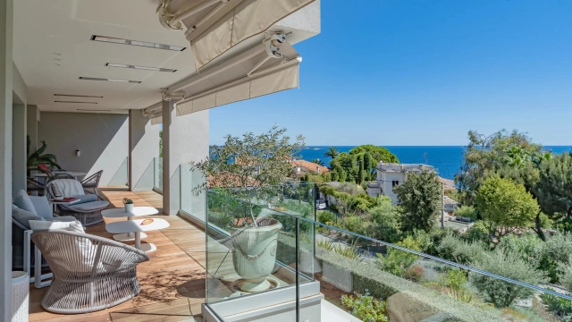 Cannes Area for sale for 2,950,000&euro; in Alpes-Maritimes, Provence-Alpes-Côte-d'Azur