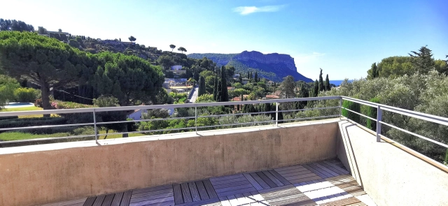 Provence Coast (Cassis to Cavalaire) for sale for 920,000&euro; in Calvados, Normandy