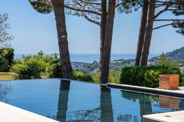 Menton, Cap Martin Area for sale for 3,500,000&euro; in Alpes-Maritimes, Provence-Alpes-Côte-d'Azur
