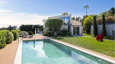 4 Bedroom(s) - 4 Bathroom(s) - 966m² land for sale in Alpes-Maritimes, Provence-Alpes-Côte-d'Azur, France - FrenchPropertyPortal.com Cannes Area for sale for 5,950,000€ in Alpes-Maritimes, Provence-Alpes-Côte-d'Azur