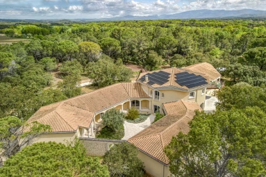 Avignon and North Provence for sale for 2,880,000&euro; in Drôme, Rhône-Alpes