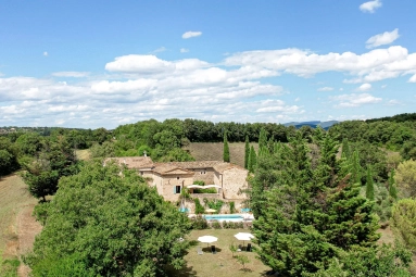 Uzes Area for sale for 1,855,000&euro; in Gard, Languedoc-Roussillon