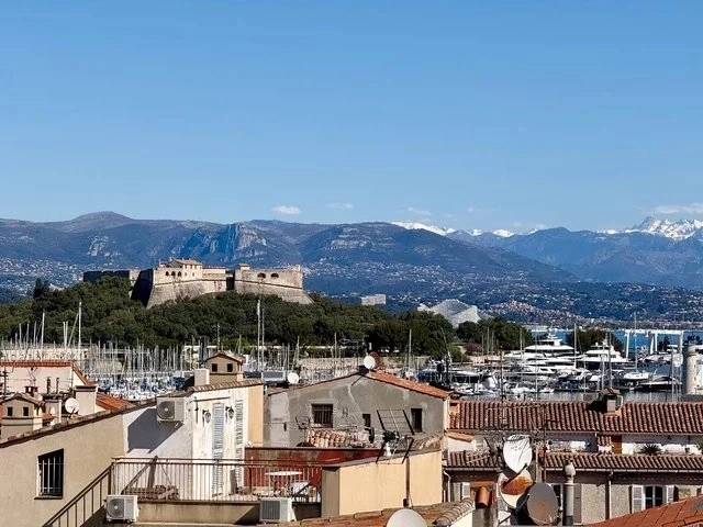 Antibes Area for sale for 1,055,000&euro; in Alpes-Maritimes, Provence-Alpes-Côte-d'Azur