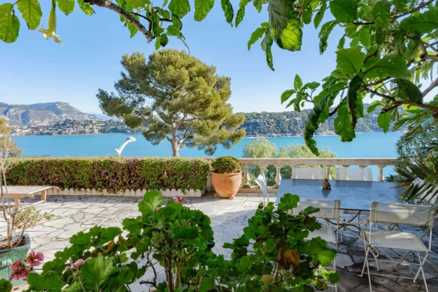 3 Bedroom(s) - 2 Bathroom(s) - 315m² land for sale in Alpes-Maritimes, Provence-Alpes-Côte-d'Azur, France - FrenchPropertyPortal.com Nice Area for sale for 2,650,000€ in Alpes-Maritimes, Provence-Alpes-Côte-d'Azur