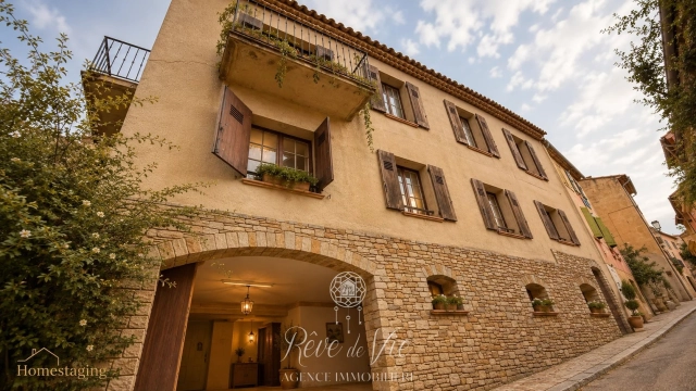 Provence Coast (Cassis to Cavalaire) for sale for 995,000&euro; in Var, Provence-Alpes-Côte-d\'Azur