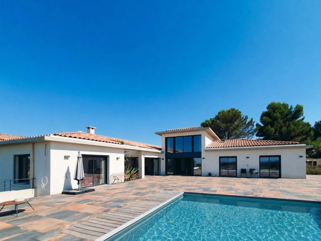 Aix en Provence Area for sale for 2,490,000&euro; in Var, Provence-Alpes-Côte-d\'Azur