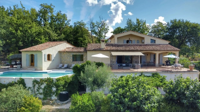 Var Countryside (Fayence, Lorgues, Cotignac) for sale for 895,000&euro; in Var, Provence-Alpes-Côte-d\'Azur
