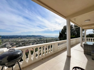 4 Bedroom(s) - 2 Bathroom(s) - 948m² land for sale in Alpes-Maritimes, Provence-Alpes-Côte-d'Azur, France - FrenchPropertyPortal.com Cannes Area for sale for 1,090,000€ in Alpes-Maritimes, Provence-Alpes-Côte-d'Azur