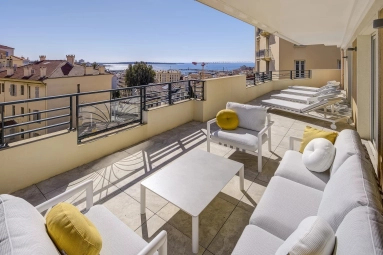 4 Bedroom(s) - 4 Bathroom(s) - 0 m² land for sale in Alpes-Maritimes, Provence-Alpes-Côte-d'Azur, France - FrenchPropertyPortal.com Cannes Area for sale for 2,795,000€ in Alpes-Maritimes, Provence-Alpes-Côte-d'Azur