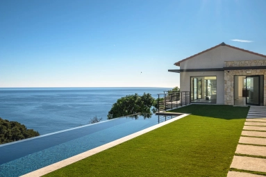 Menton, Cap Martin Area for sale for 4,250,000&euro; in Alpes-Maritimes, Provence-Alpes-Côte-d'Azur