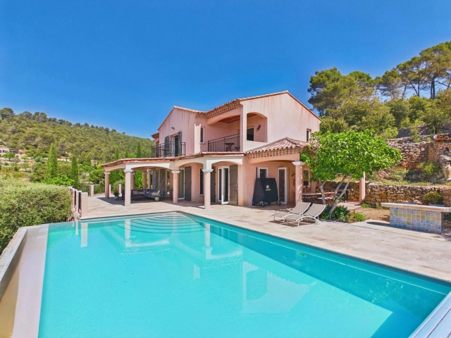 Var Countryside (Fayence, Lorgues, Cotignac) for sale for 1,150,000&euro; in Var, Provence-Alpes-Côte-d\'Azur