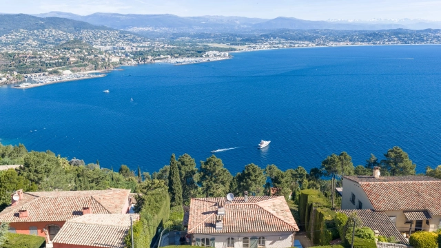 Cannes Area for sale for 1,895,000&euro; in Alpes-Maritimes, Provence-Alpes-Côte-d'Azur