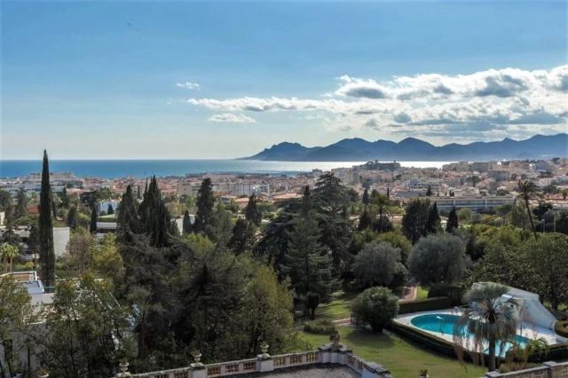 3 Bedroom(s) - 3 Bathroom(s) - 0 m² land for sale in Alpes-Maritimes, Provence-Alpes-Côte-d'Azur, France - FrenchPropertyPortal.com Cannes Area for sale for 1,850,000€ in Alpes-Maritimes, Provence-Alpes-Côte-d'Azur