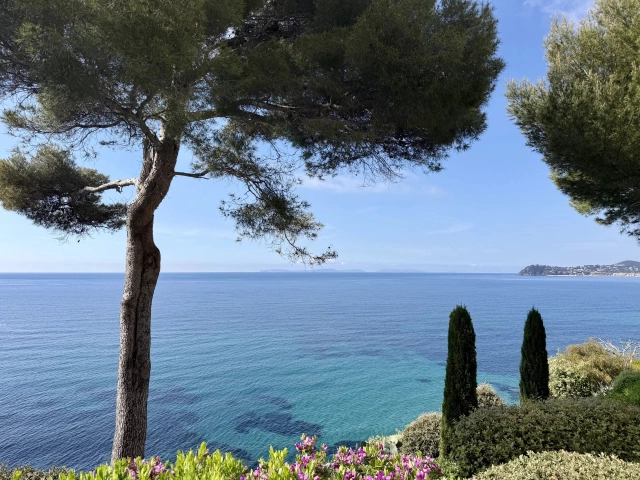 St. Tropez, Grimaud Area for sale for 10,500,000&euro; in Var, Provence-Alpes-Côte-d\'Azur
