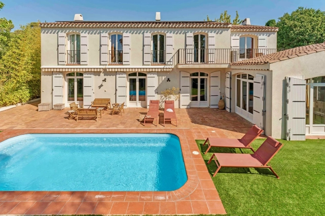 Provence Coast (Cassis to Cavalaire) for sale for 1,540,000&euro; in Var, Provence-Alpes-Côte-d\'Azur