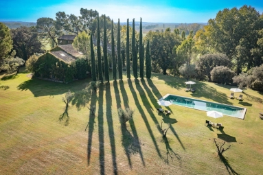 Avignon and North Provence for sale for 3,350,000&euro; in Vaucluse, Provence-Alpes-Côte-d\'Azur