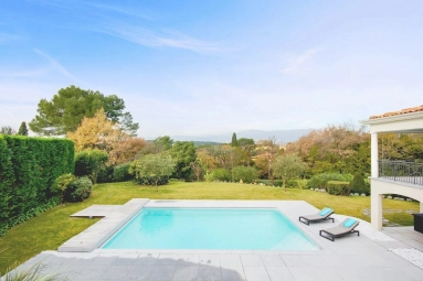 5 Bedroom(s) - 6 Bathroom(s) - 2,096m² land for sale in Alpes-Maritimes, Provence-Alpes-Côte-d'Azur, France - FrenchPropertyPortal.com Mougins, Valbonne, Grasse Area for sale for 3,395,000€ in Alpes-Maritimes, Provence-Alpes-Côte-d'Azur