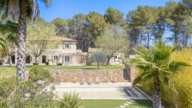 3 Bedroom(s) - 3 Bathroom(s) - 7,620m² land for sale in Var, Provence-Alpes-Côte-d\'Azur, France - FrenchPropertyPortal.com Var Countryside (Fayence, Lorgues, Cotignac) for sale for 1,680,000€ in Var, Provence-Alpes-Côte-d\'Azur