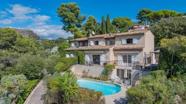 6 Bedroom(s) - 4 Bathroom(s) - 1,000m² land for sale in Alpes-Maritimes, Provence-Alpes-Côte-d'Azur, France - FrenchPropertyPortal.com Cannes Area for sale for 2,332,000€ in Alpes-Maritimes, Provence-Alpes-Côte-d'Azur