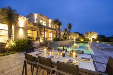 6 Bedroom(s) - 6 Bathroom(s) - 2,000m² land for sale in Alpes-Maritimes, Provence-Alpes-Côte-d'Azur, France - FrenchPropertyPortal.com Mougins, Valbonne, Grasse Area for sale for 2,700,000€ in Alpes-Maritimes, Provence-Alpes-Côte-d'Azur