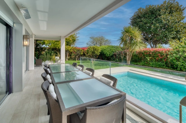 6 Bedroom(s) - 5 Bathroom(s) - 0 m² land for sale in Alpes-Maritimes, Provence-Alpes-Côte-d'Azur, France - FrenchPropertyPortal.com Cannes Area for sale for 8,500,000€ in Alpes-Maritimes, Provence-Alpes-Côte-d'Azur