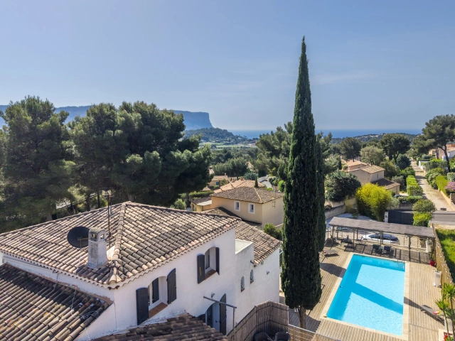 Provence Coast (Cassis to Cavalaire) for sale for 1,890,000&euro; in Calvados, Normandy