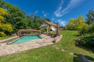 3 Bedroom(s) - 5 Bathroom(s) - 3,719m² land for sale in Haute-Savoie, Rhône-Alpes, France - FrenchPropertyPortal.com EVIAN / LAKE GENEVA for sale for 3,600,000€ in Haute-Savoie, Rhône-Alpes