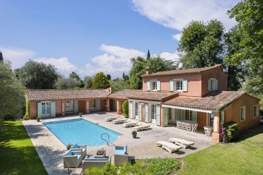 5 Bedroom(s) - 5 Bathroom(s) - 3,218m² land for sale in Alpes-Maritimes, Provence-Alpes-Côte-d'Azur, France - FrenchPropertyPortal.com Mougins, Valbonne, Grasse Area for sale for 1,995,000€ in Alpes-Maritimes, Provence-Alpes-Côte-d'Azur