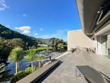 6 Bedroom(s) - 5 Bathroom(s) - 8,900m² land for sale in Alpes-Maritimes, Provence-Alpes-Côte-d'Azur, France - FrenchPropertyPortal.com Cannes Area for sale for 2,700,000€ in Alpes-Maritimes, Provence-Alpes-Côte-d'Azur