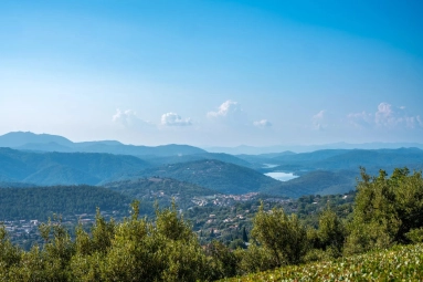 5 Bedroom(s) - 3 Bathroom(s) - 1,500m² land for sale in Alpes-Maritimes, Provence-Alpes-Côte-d'Azur, France - FrenchPropertyPortal.com Mougins, Valbonne, Grasse Area for sale for 1,190,000€ in Alpes-Maritimes, Provence-Alpes-Côte-d'Azur