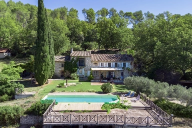 Aix en Provence Area for sale for 1,350,000&euro; in Bouches-du-Rhône, Provence-Alpes-Côte-d'Azur