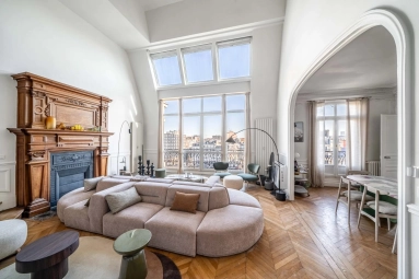 Paris Suburbs for sale for 4,140,000&euro; in Paris, Ile-de-France