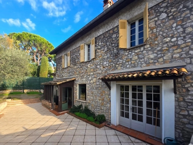 3 Bedroom(s) - 3 Bathroom(s) - 0 m² land for sale in Alpes-Maritimes, Provence-Alpes-Côte-d'Azur, France - FrenchPropertyPortal.com Cannes Area for sale for 890,000€ in Alpes-Maritimes, Provence-Alpes-Côte-d'Azur