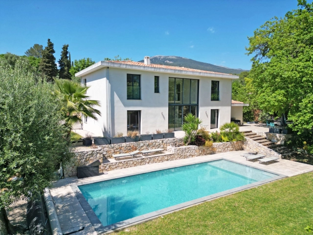 Mougins, Valbonne, Grasse Area for sale for 1,490,000&euro; in Alpes-Maritimes, Provence-Alpes-Côte-d'Azur