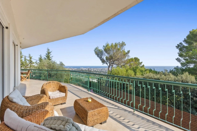 Antibes Area for sale for 1,950,000&euro; in Alpes-Maritimes, Provence-Alpes-Côte-d'Azur