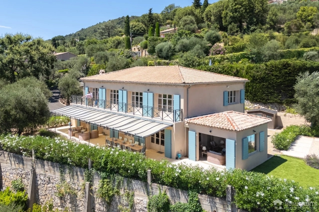 5 Bedroom(s) - 5 Bathroom(s) - 1,700m² land for sale in Alpes-Maritimes, Provence-Alpes-Côte-d'Azur, France - FrenchPropertyPortal.com Mougins, Valbonne, Grasse Area for sale for 2,600,000€ in Alpes-Maritimes, Provence-Alpes-Côte-d'Azur