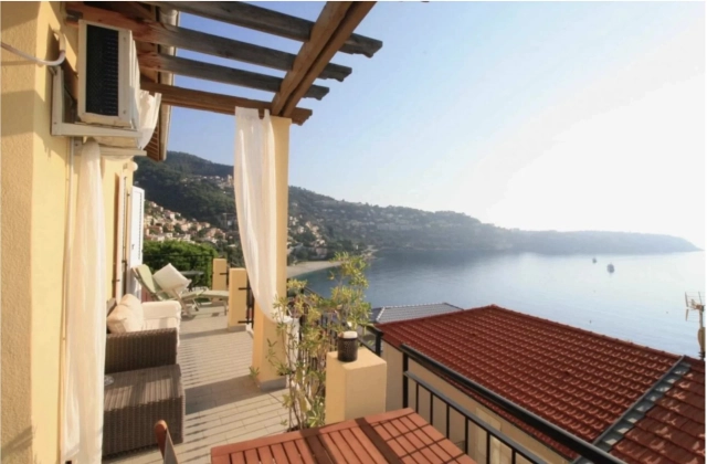 Menton, Cap Martin Area for sale for 1,070,000&euro; in Alpes-Maritimes, Provence-Alpes-Côte-d'Azur